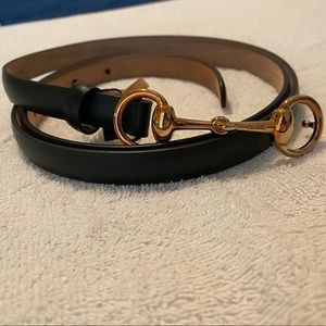🖤 🖤🖤 BLACK LEATHER GUCCI SKINNY BELT WITH GOLD - TONE 1955 HORSEBIT BUCKLE